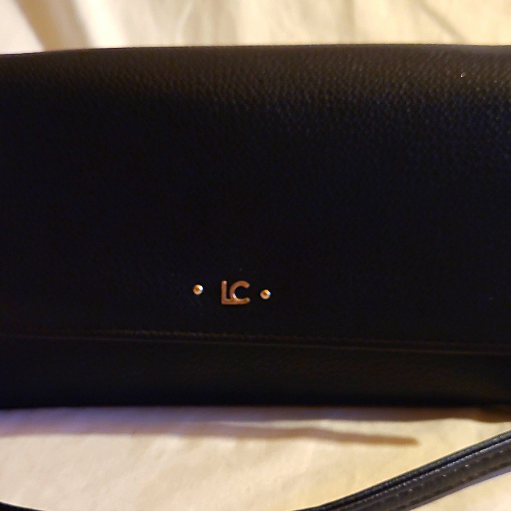 Liz Claiborne Black Pebble Faux Leather Envelope Crossbody Wallet Clutch Bag LC